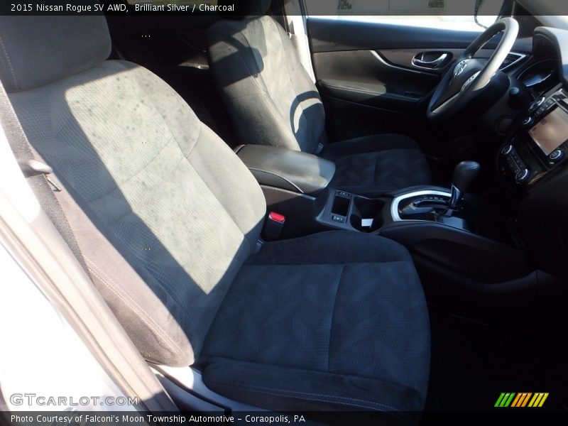 Brilliant Silver / Charcoal 2015 Nissan Rogue SV AWD