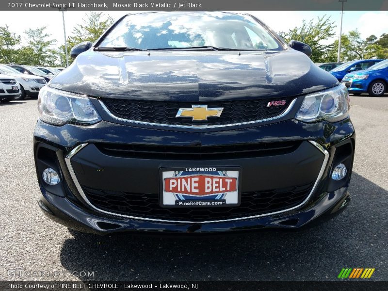 Mosaic Black Metallic / Jet Black 2017 Chevrolet Sonic LT Hatchback