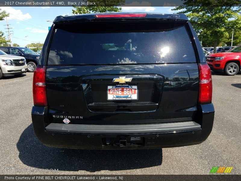 Black / Jet Black 2017 Chevrolet Suburban LT 4WD