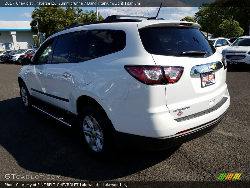 Summit White / Dark Titanium/Light Titanium 2017 Chevrolet Traverse LS