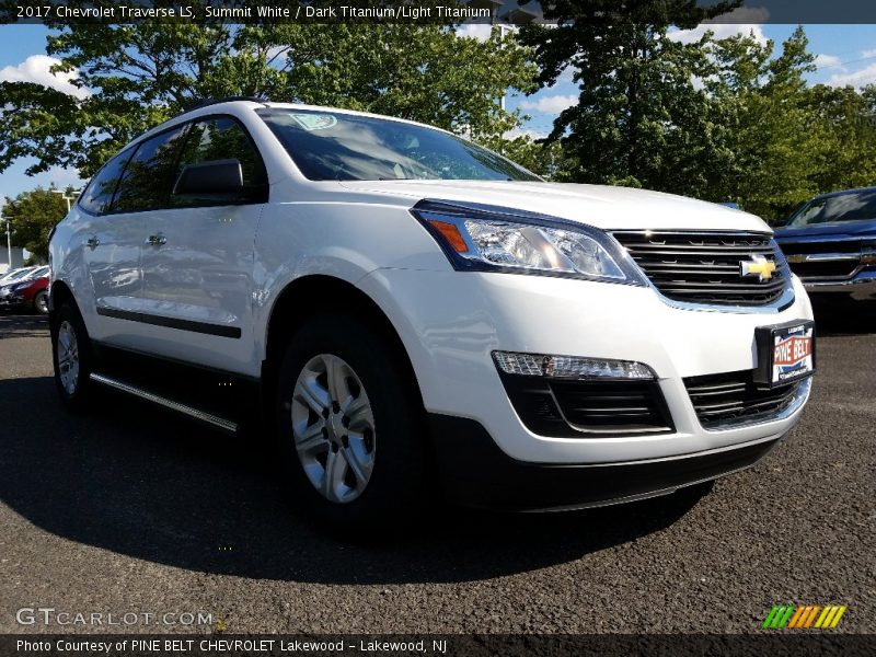 Summit White / Dark Titanium/Light Titanium 2017 Chevrolet Traverse LS
