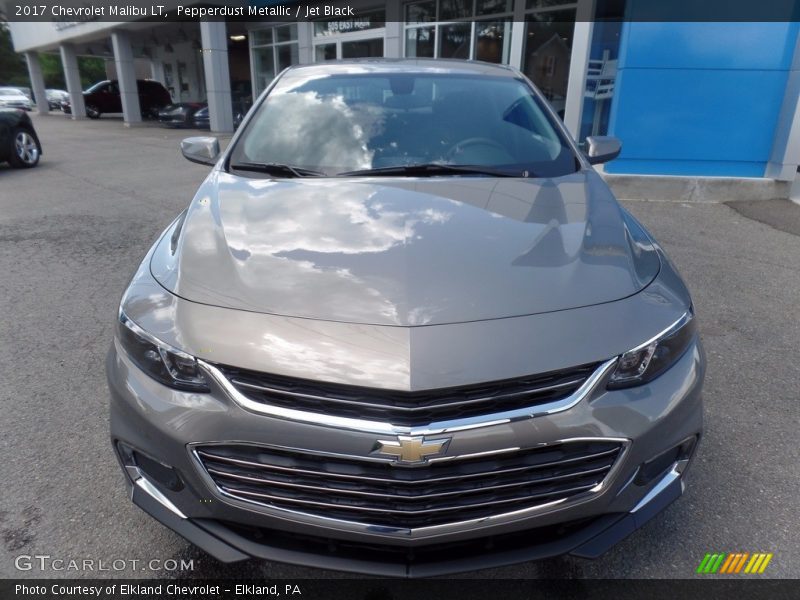 Pepperdust Metallic / Jet Black 2017 Chevrolet Malibu LT