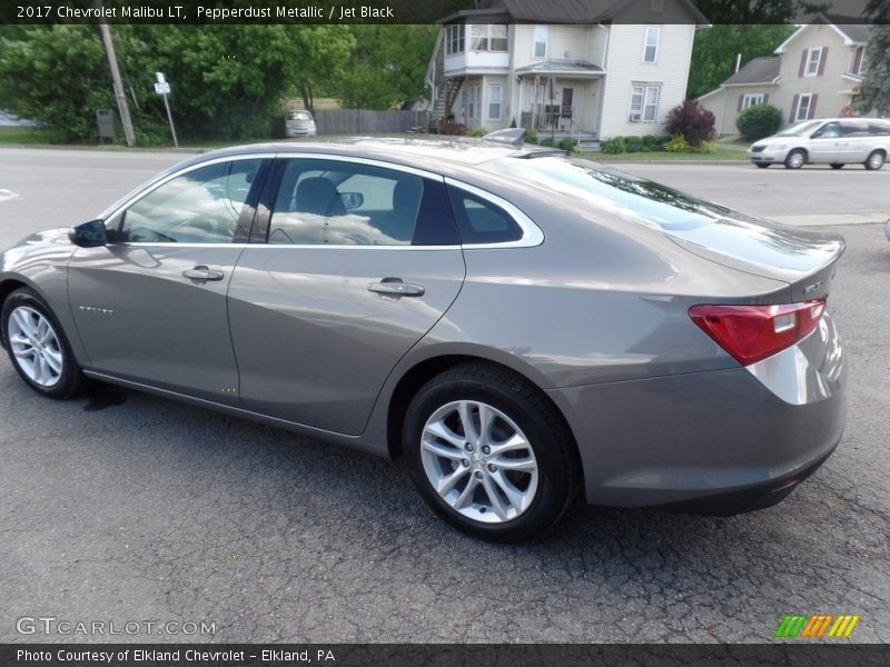 Pepperdust Metallic / Jet Black 2017 Chevrolet Malibu LT