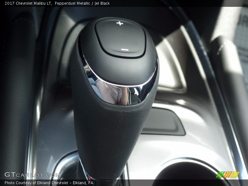 Pepperdust Metallic / Jet Black 2017 Chevrolet Malibu LT