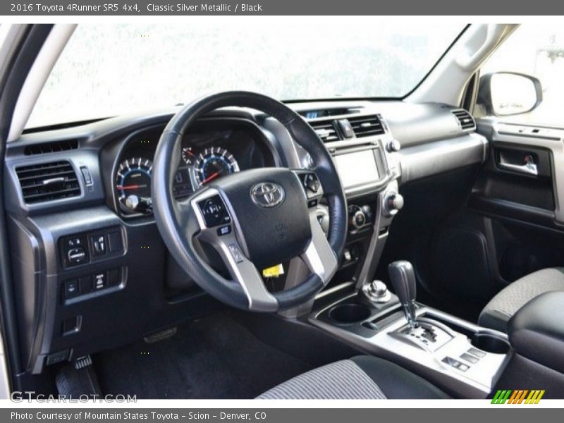 Classic Silver Metallic / Black 2016 Toyota 4Runner SR5 4x4