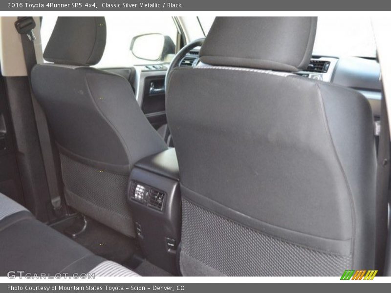 Classic Silver Metallic / Black 2016 Toyota 4Runner SR5 4x4