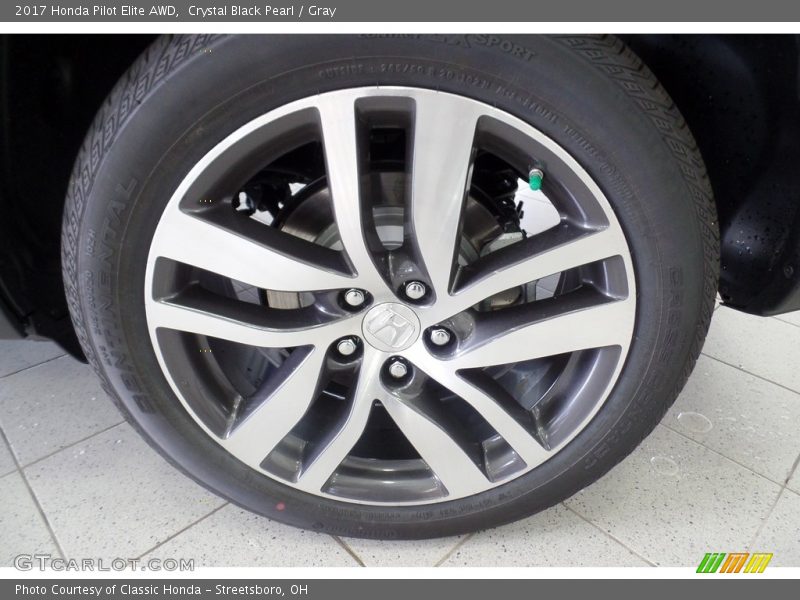 Crystal Black Pearl / Gray 2017 Honda Pilot Elite AWD