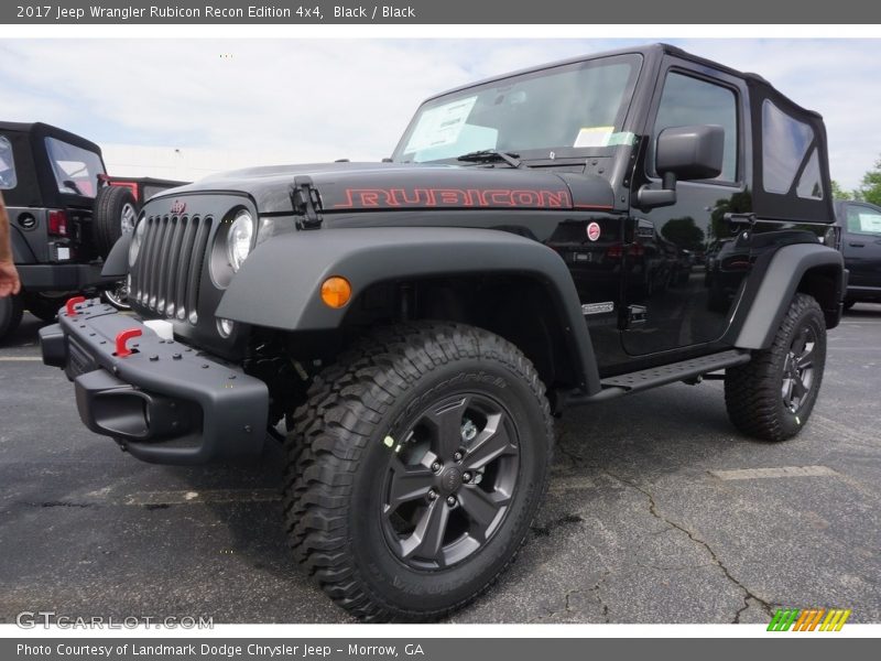 Front 3/4 View of 2017 Wrangler Rubicon Recon Edition 4x4