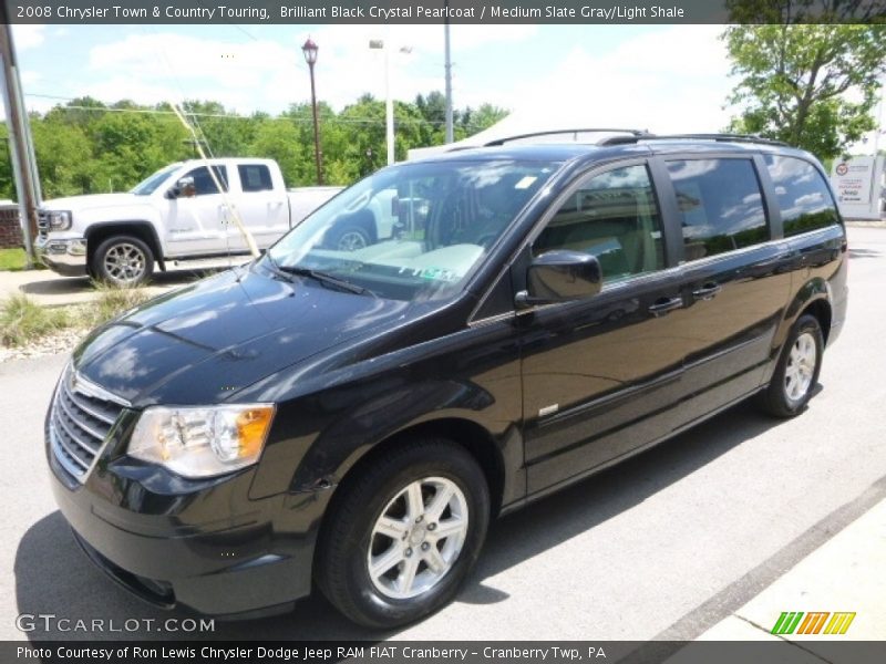 Brilliant Black Crystal Pearlcoat / Medium Slate Gray/Light Shale 2008 Chrysler Town & Country Touring