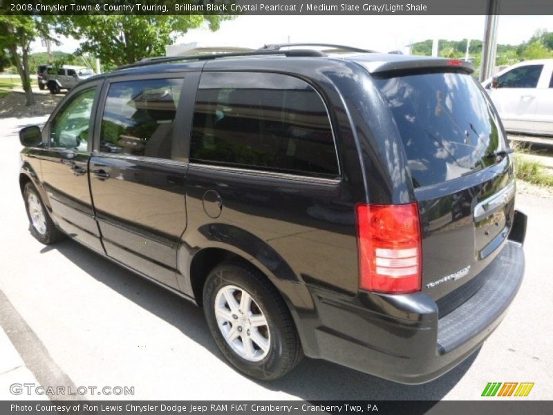 Brilliant Black Crystal Pearlcoat / Medium Slate Gray/Light Shale 2008 Chrysler Town & Country Touring
