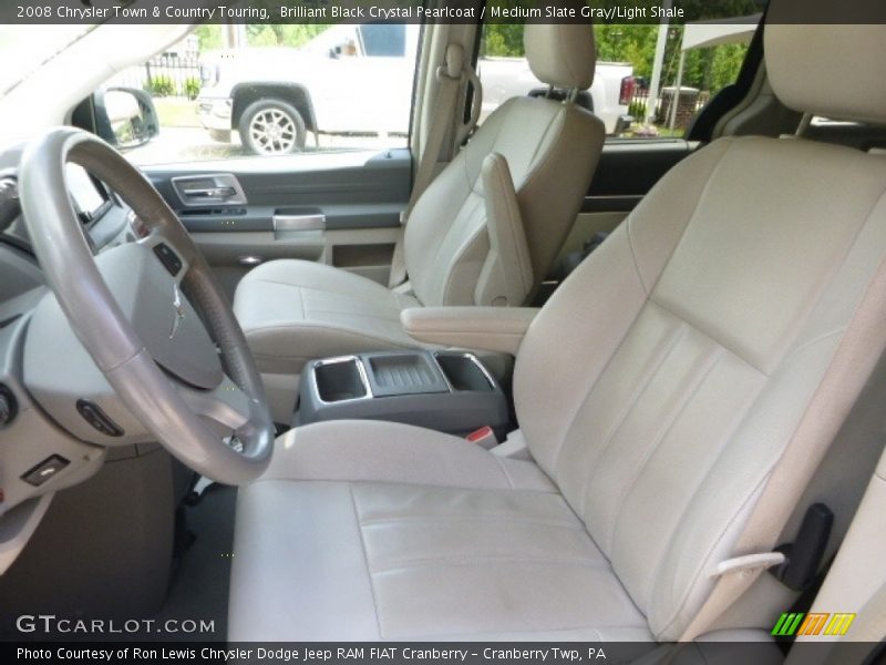 Brilliant Black Crystal Pearlcoat / Medium Slate Gray/Light Shale 2008 Chrysler Town & Country Touring