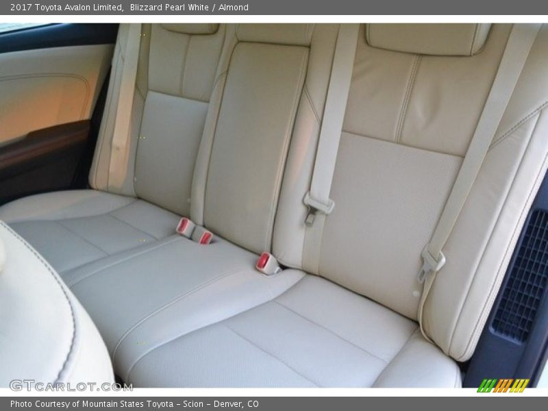 Blizzard Pearl White / Almond 2017 Toyota Avalon Limited