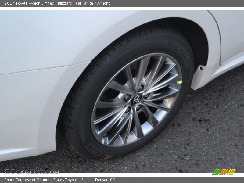 Blizzard Pearl White / Almond 2017 Toyota Avalon Limited