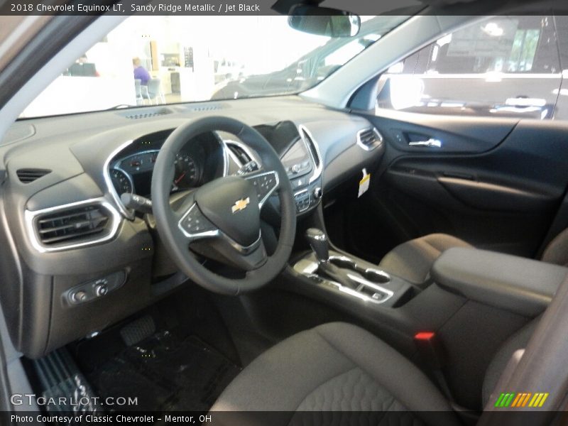 Sandy Ridge Metallic / Jet Black 2018 Chevrolet Equinox LT
