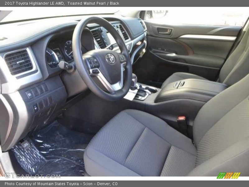 Toasted Walnut Pearl / Black 2017 Toyota Highlander LE AWD