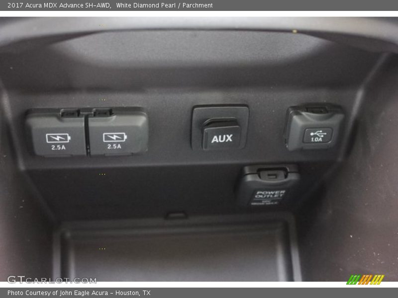 White Diamond Pearl / Parchment 2017 Acura MDX Advance SH-AWD