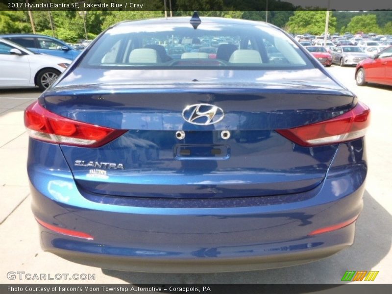 Lakeside Blue / Gray 2017 Hyundai Elantra SE