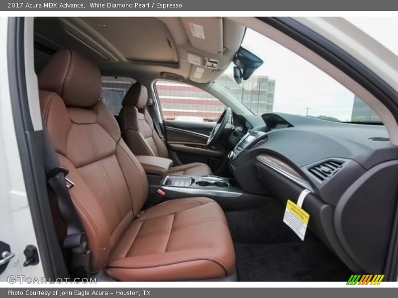 White Diamond Pearl / Espresso 2017 Acura MDX Advance