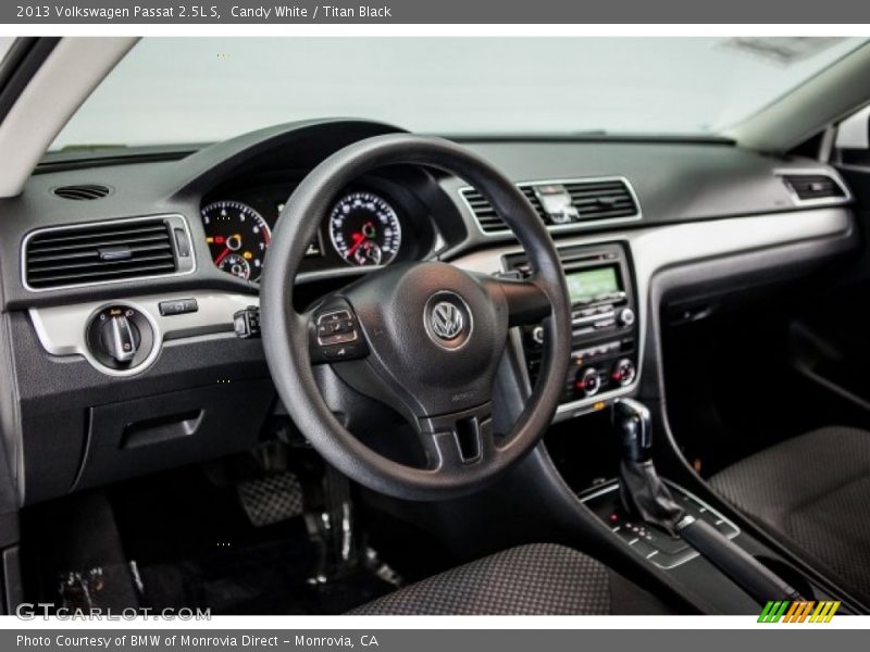 Candy White / Titan Black 2013 Volkswagen Passat 2.5L S