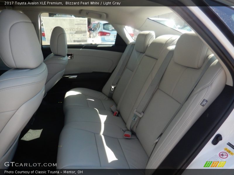 Blizzard Pearl White / Light Gray 2017 Toyota Avalon XLE Premium