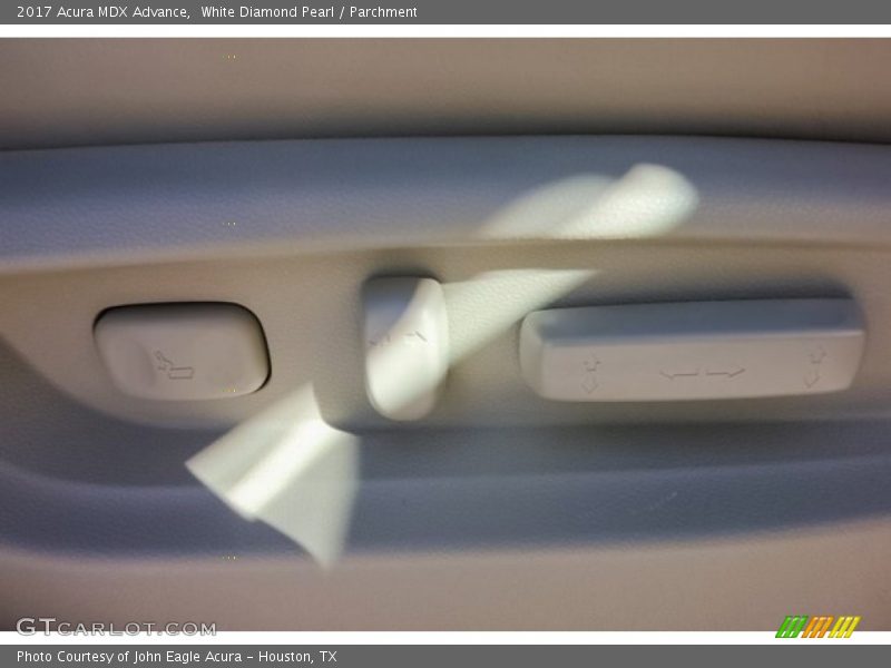 White Diamond Pearl / Parchment 2017 Acura MDX Advance