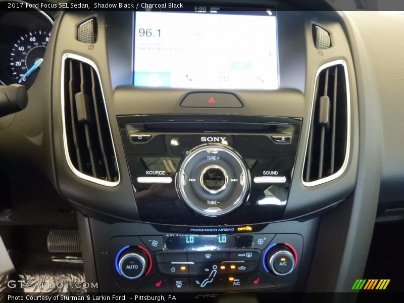 Shadow Black / Charcoal Black 2017 Ford Focus SEL Sedan