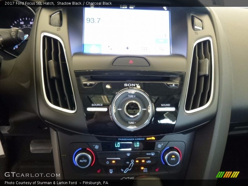 Shadow Black / Charcoal Black 2017 Ford Focus SEL Hatch