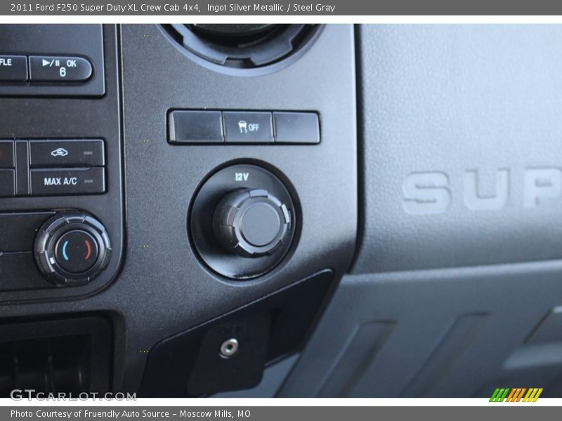 Ingot Silver Metallic / Steel Gray 2011 Ford F250 Super Duty XL Crew Cab 4x4