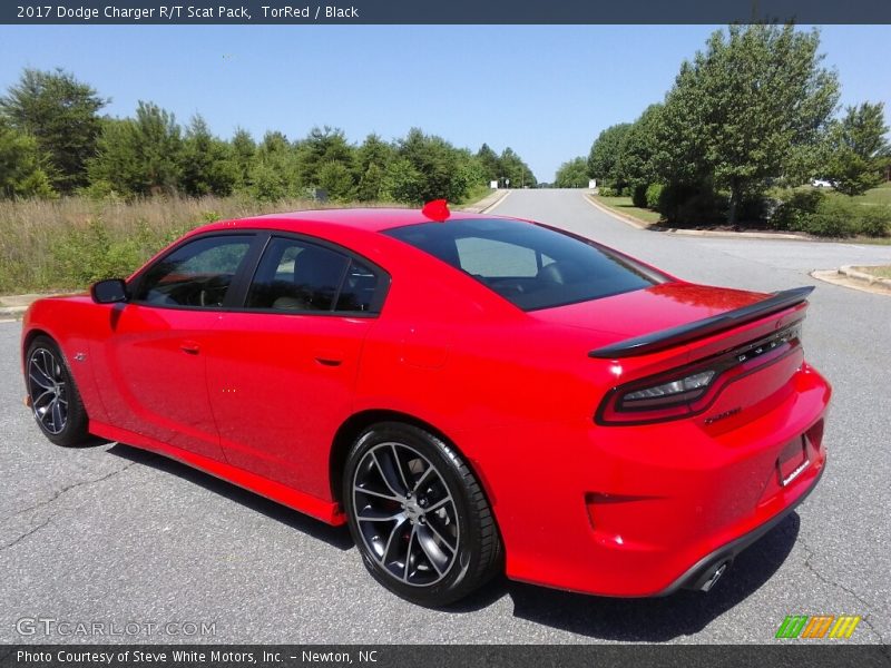 TorRed / Black 2017 Dodge Charger R/T Scat Pack