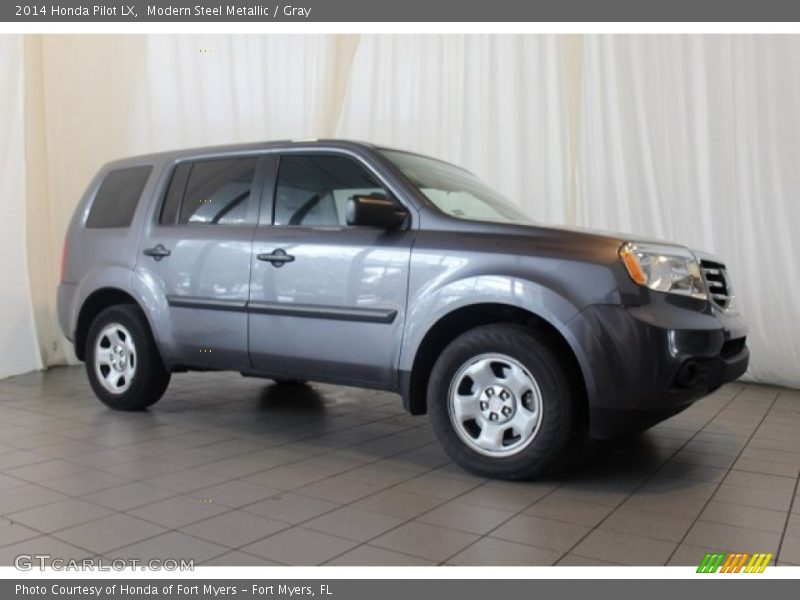 Modern Steel Metallic / Gray 2014 Honda Pilot LX