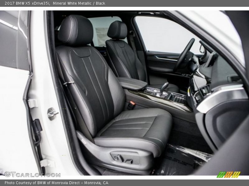 Mineral White Metallic / Black 2017 BMW X5 xDrive35i