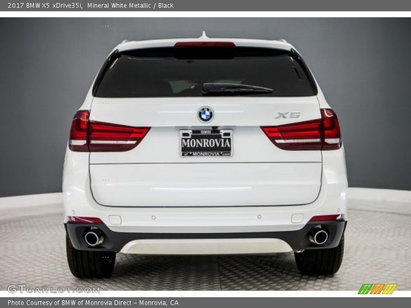 Mineral White Metallic / Black 2017 BMW X5 xDrive35i