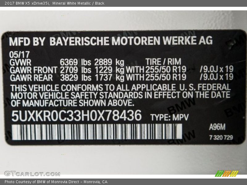 Mineral White Metallic / Black 2017 BMW X5 xDrive35i