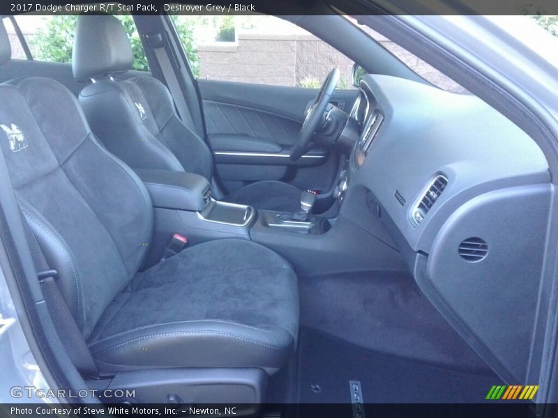 Destroyer Grey / Black 2017 Dodge Charger R/T Scat Pack