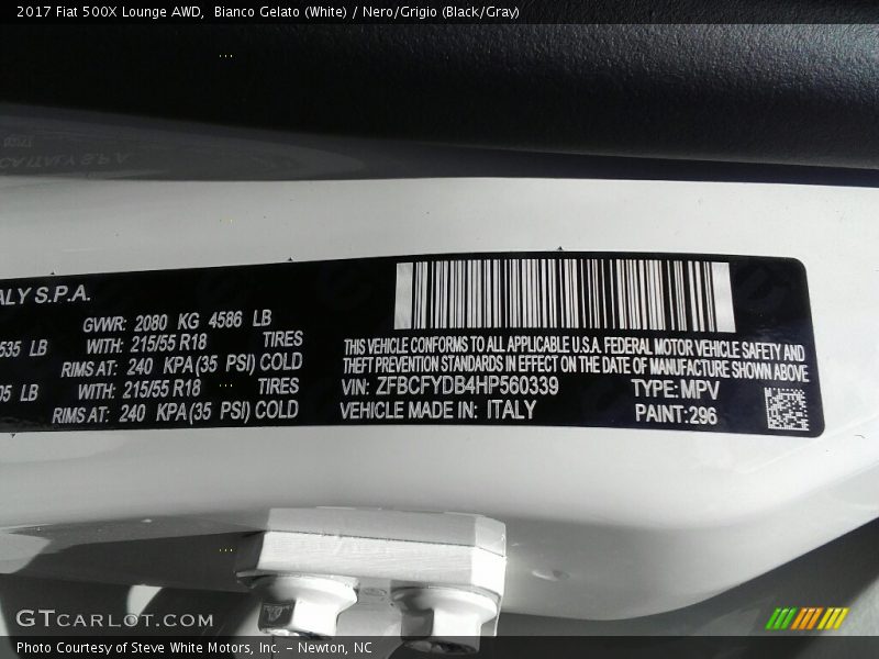 2017 500X Lounge AWD Bianco Gelato (White) Color Code 296