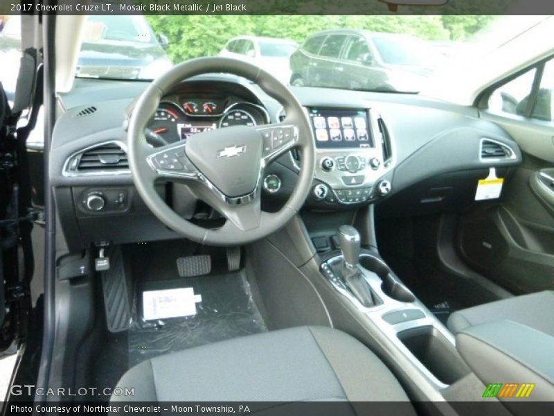 Mosaic Black Metallic / Jet Black 2017 Chevrolet Cruze LT