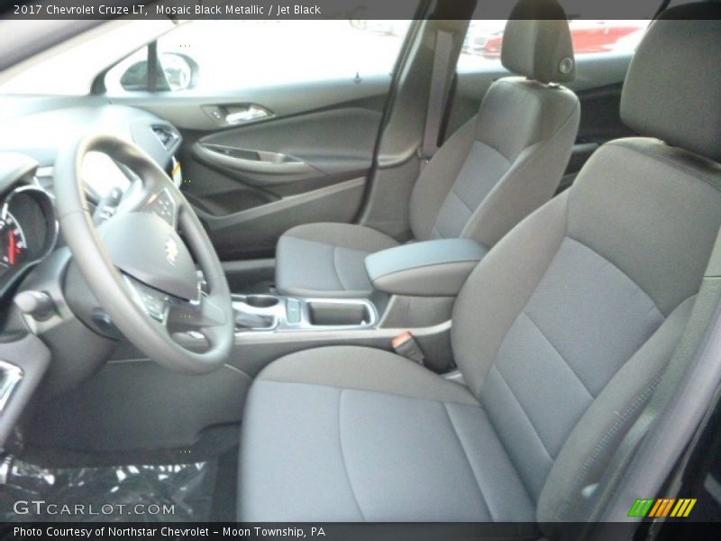 Mosaic Black Metallic / Jet Black 2017 Chevrolet Cruze LT