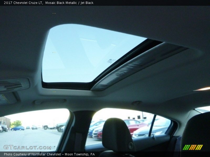 Mosaic Black Metallic / Jet Black 2017 Chevrolet Cruze LT