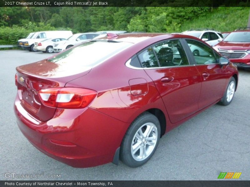Cajun Red Tintcoat / Jet Black 2017 Chevrolet Cruze LT