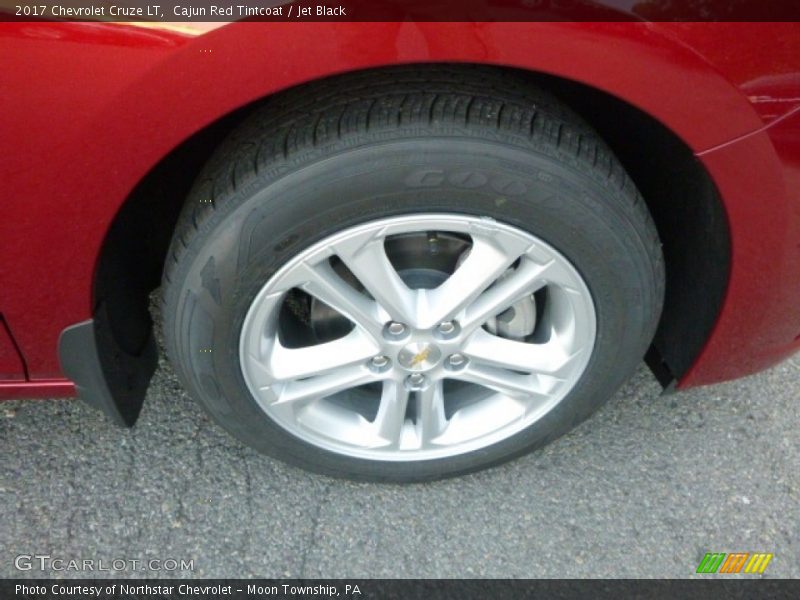 Cajun Red Tintcoat / Jet Black 2017 Chevrolet Cruze LT