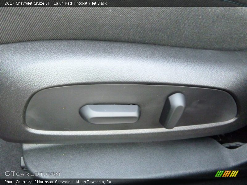 Cajun Red Tintcoat / Jet Black 2017 Chevrolet Cruze LT