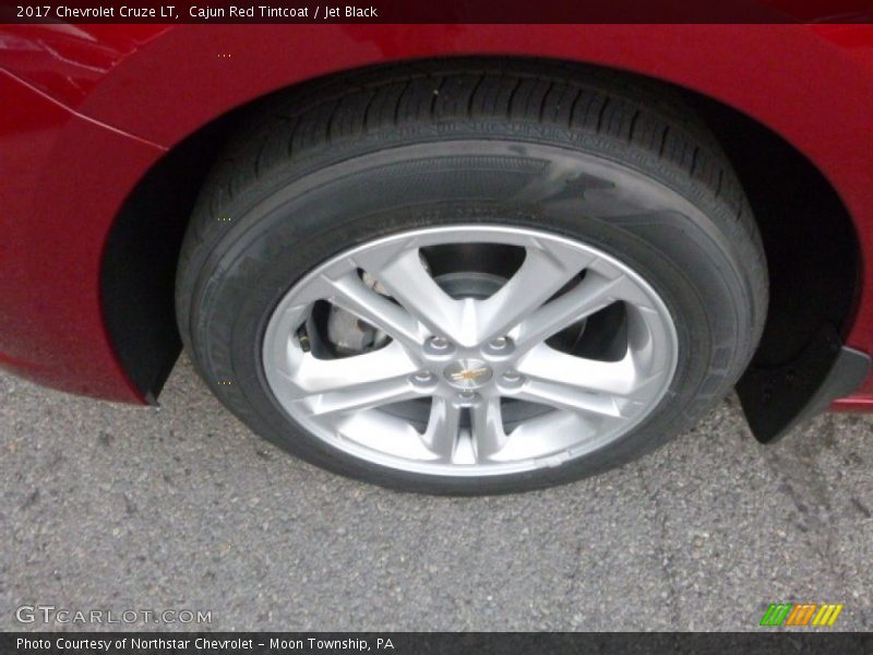 Cajun Red Tintcoat / Jet Black 2017 Chevrolet Cruze LT