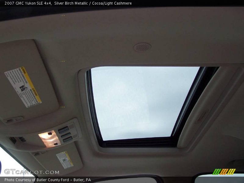 Silver Birch Metallic / Cocoa/Light Cashmere 2007 GMC Yukon SLE 4x4