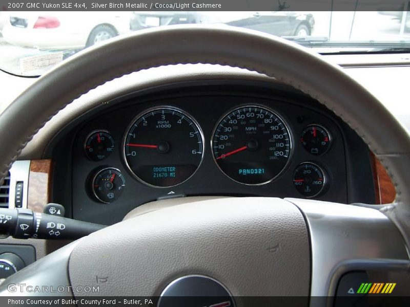 Silver Birch Metallic / Cocoa/Light Cashmere 2007 GMC Yukon SLE 4x4