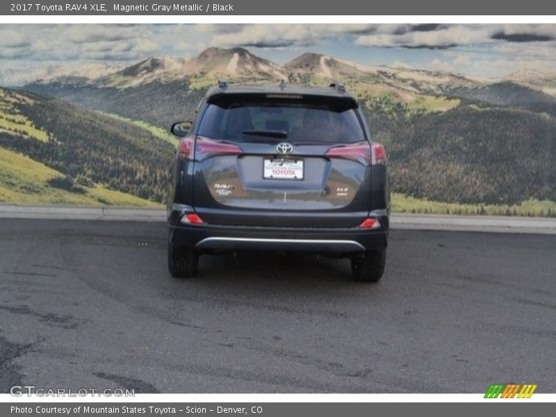 Magnetic Gray Metallic / Black 2017 Toyota RAV4 XLE