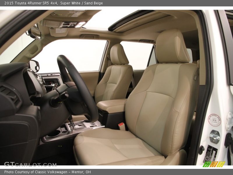 Super White / Sand Beige 2015 Toyota 4Runner SR5 4x4