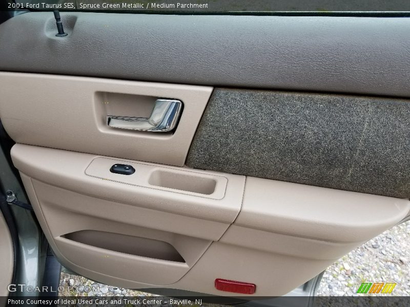 Spruce Green Metallic / Medium Parchment 2001 Ford Taurus SES
