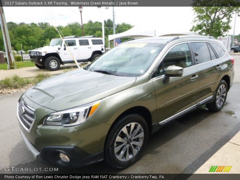 Front 3/4 View of 2017 Outback 3.6R Touring