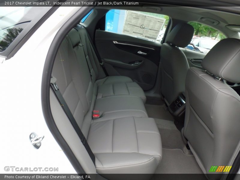 Iridescent Pearl Tricoat / Jet Black/Dark Titanium 2017 Chevrolet Impala LT