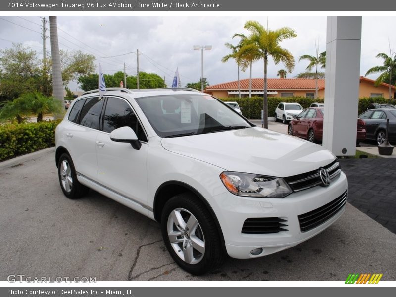 Pure White / Black Anthracite 2014 Volkswagen Touareg V6 Lux 4Motion